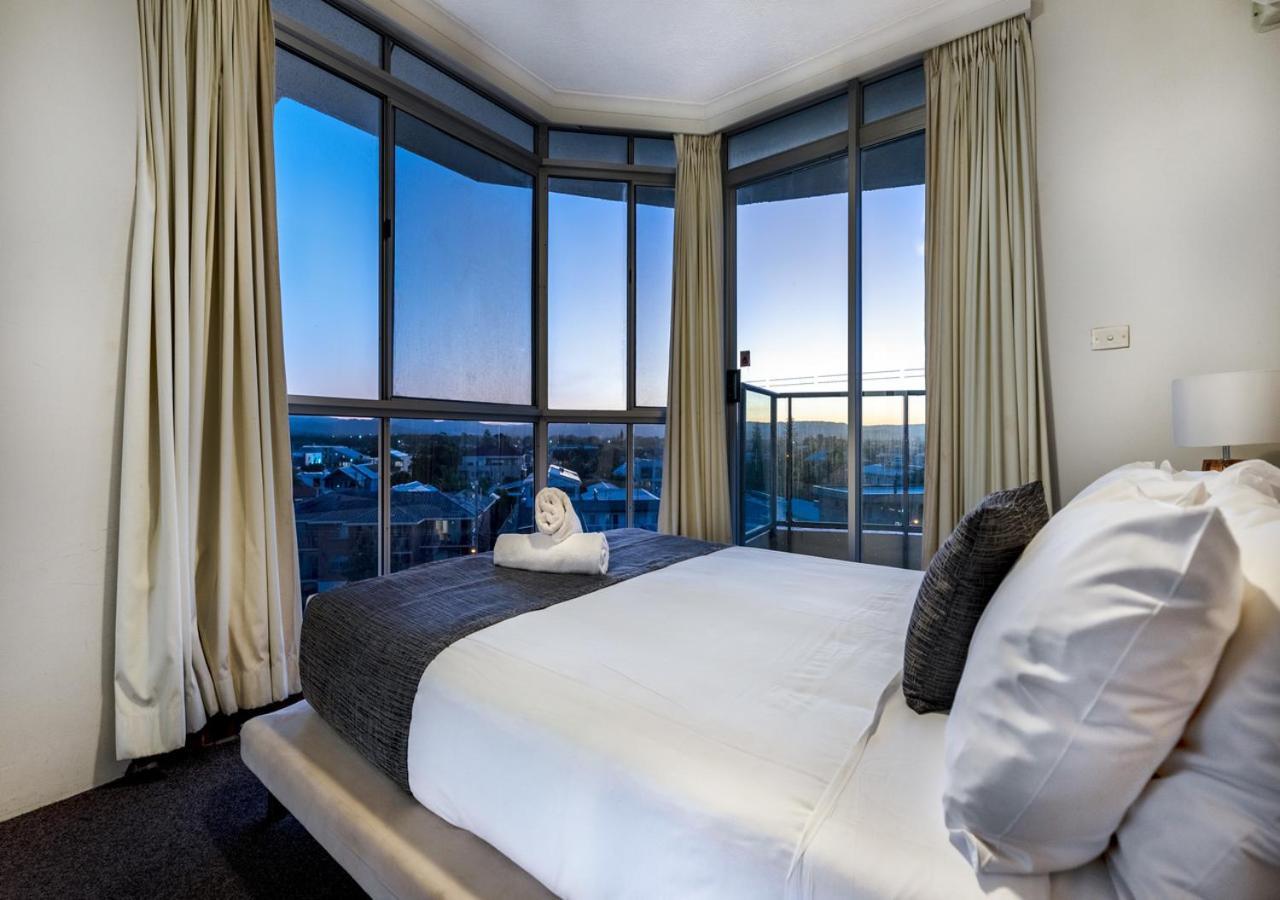Foreshore Beachfront Apartments Gold Coast Kültér fotó