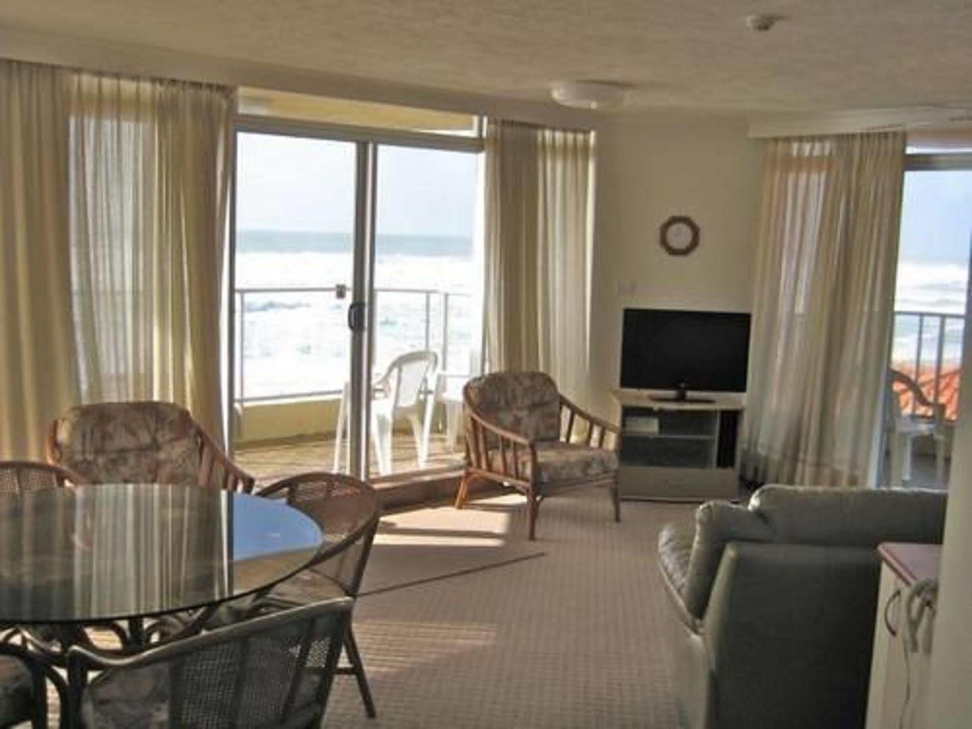 Foreshore Beachfront Apartments Gold Coast Kültér fotó
